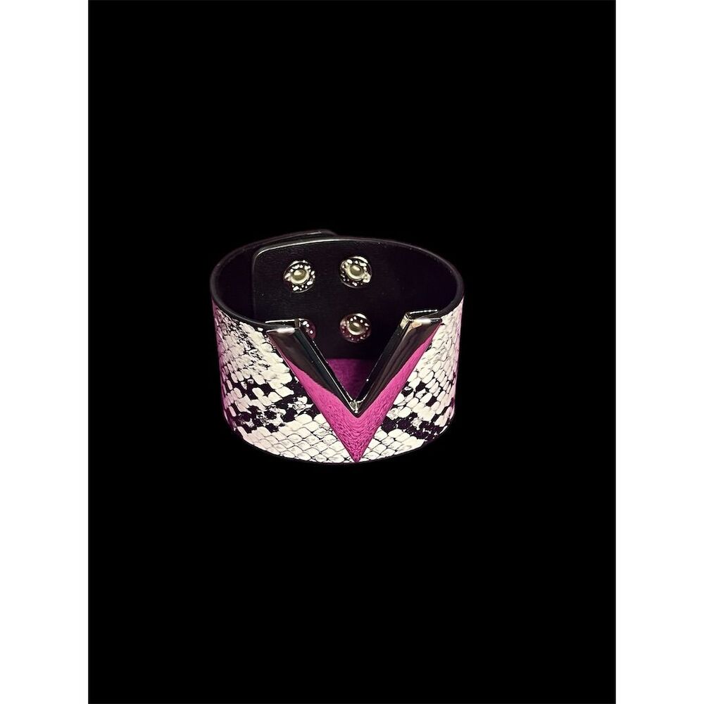 Fashionable Snake Print Faux Leather Wide Cuff Bracelet with V Logo - Picture 11 of 11